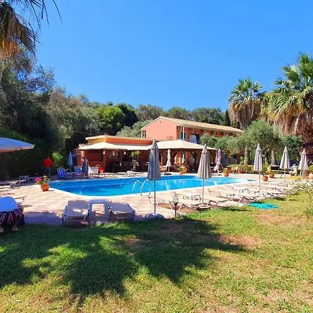 Apart Otel Phivos 3*