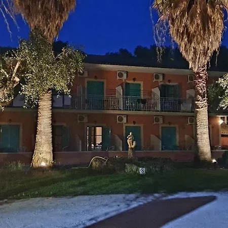 Phivos Paleokastritsa