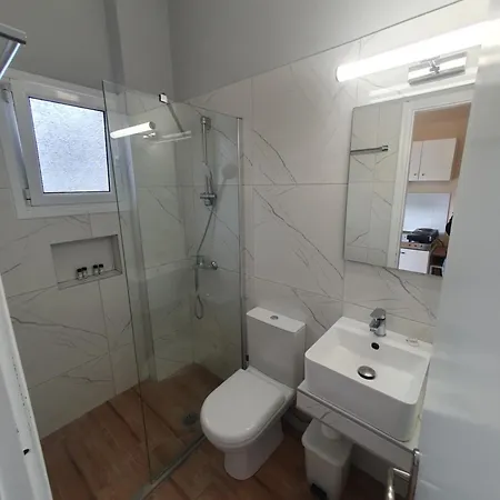 Apart Otel Phivos 3*