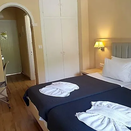 Ξενοδοχείο με διαμερίσματα φοίβος