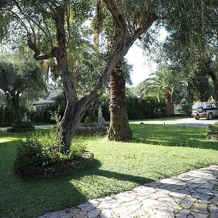 Apart Otel Phivos Paleokastritsa