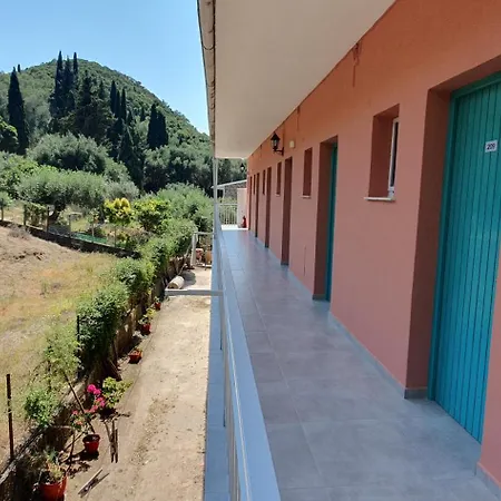 Aparthotel Phivos Paleokastritsa